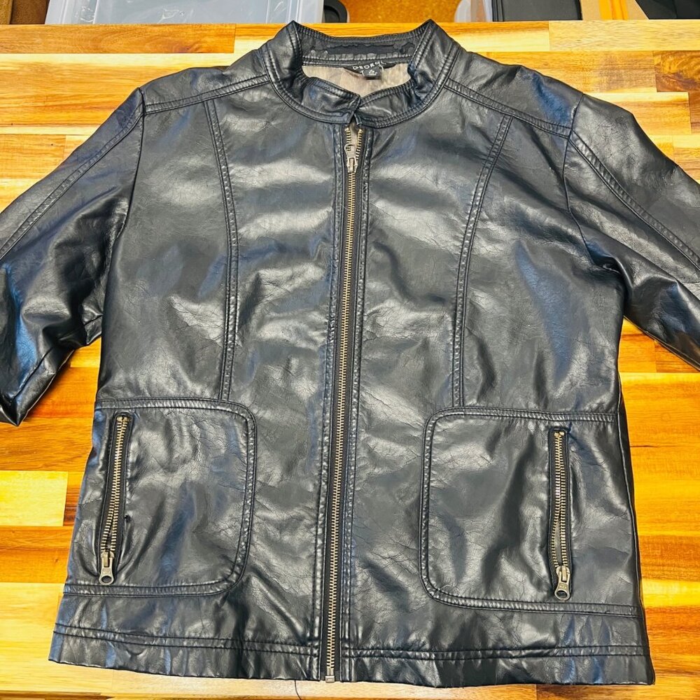 Black pleather zip up jacket, ladies medium